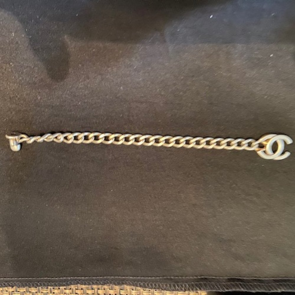 Vintage Siver color chain, elegant, classic